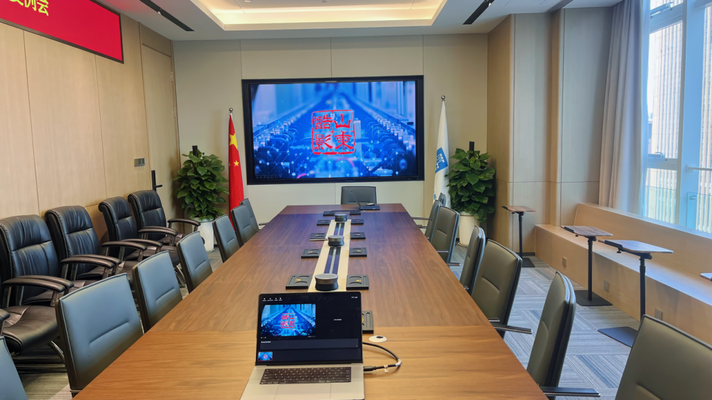 中建八局國企總部基地智能會(huì)議室插圖4